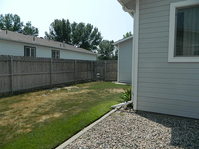 2810 Northstar Dr — Photo 10