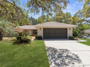 23 Cypress Blvd E, Homosassa, FL 34446