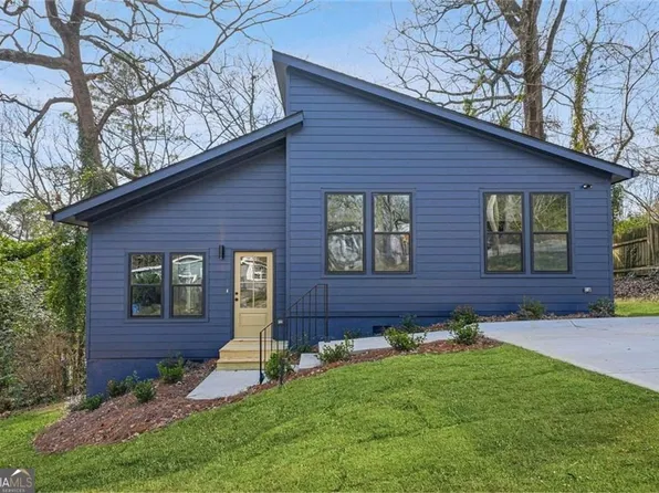 1674 Mary George Ave NW, Atlanta, GA 30318