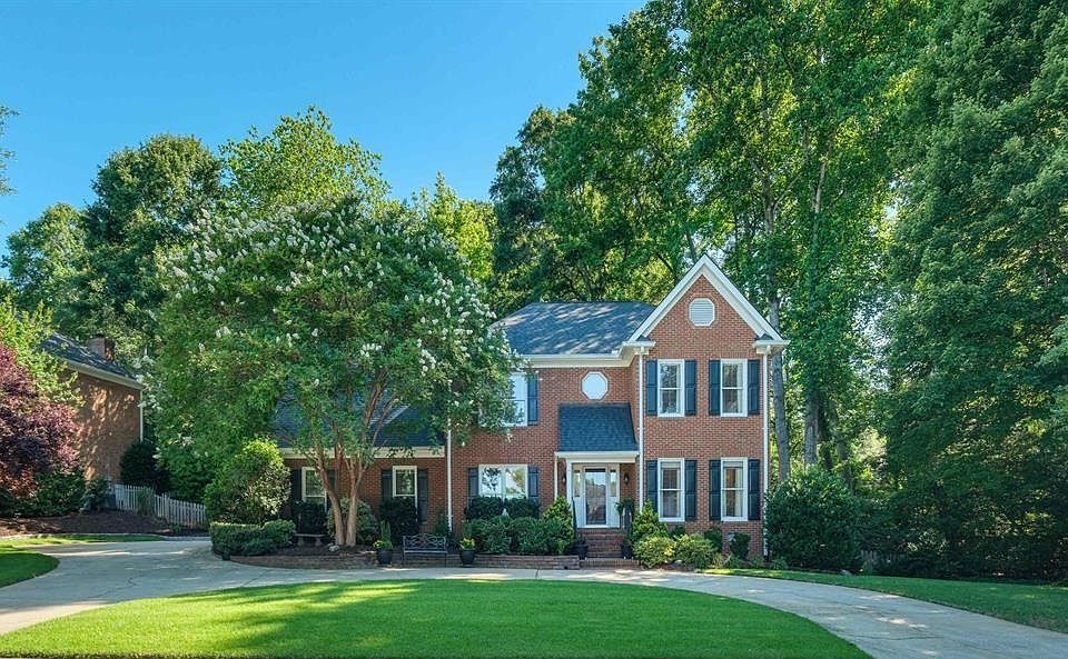 1st image of 117 Cliffwood Ln
