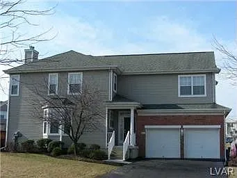 4455 Creek Rd photo 1