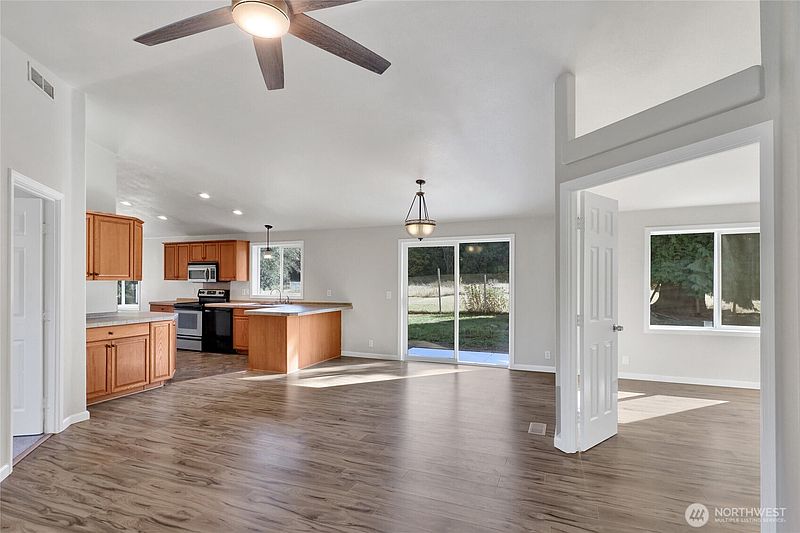 5th image of 6128 Kickerville Road