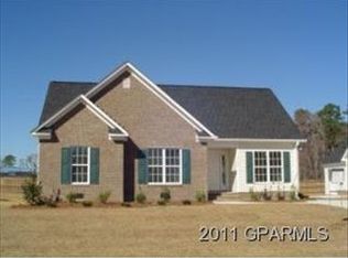 3132 Pacolet Dr, Greenville, NC 27834