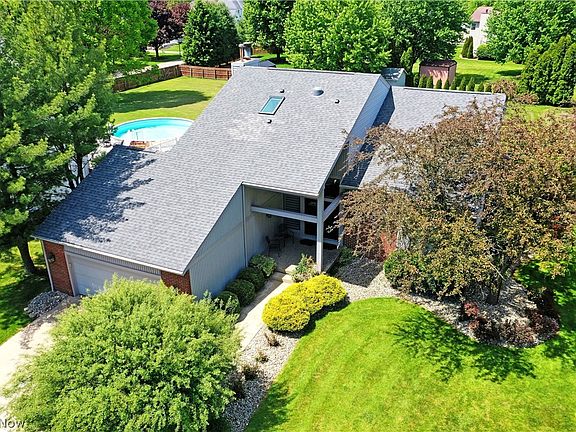 3rd image of 2031 Quail Run Dr