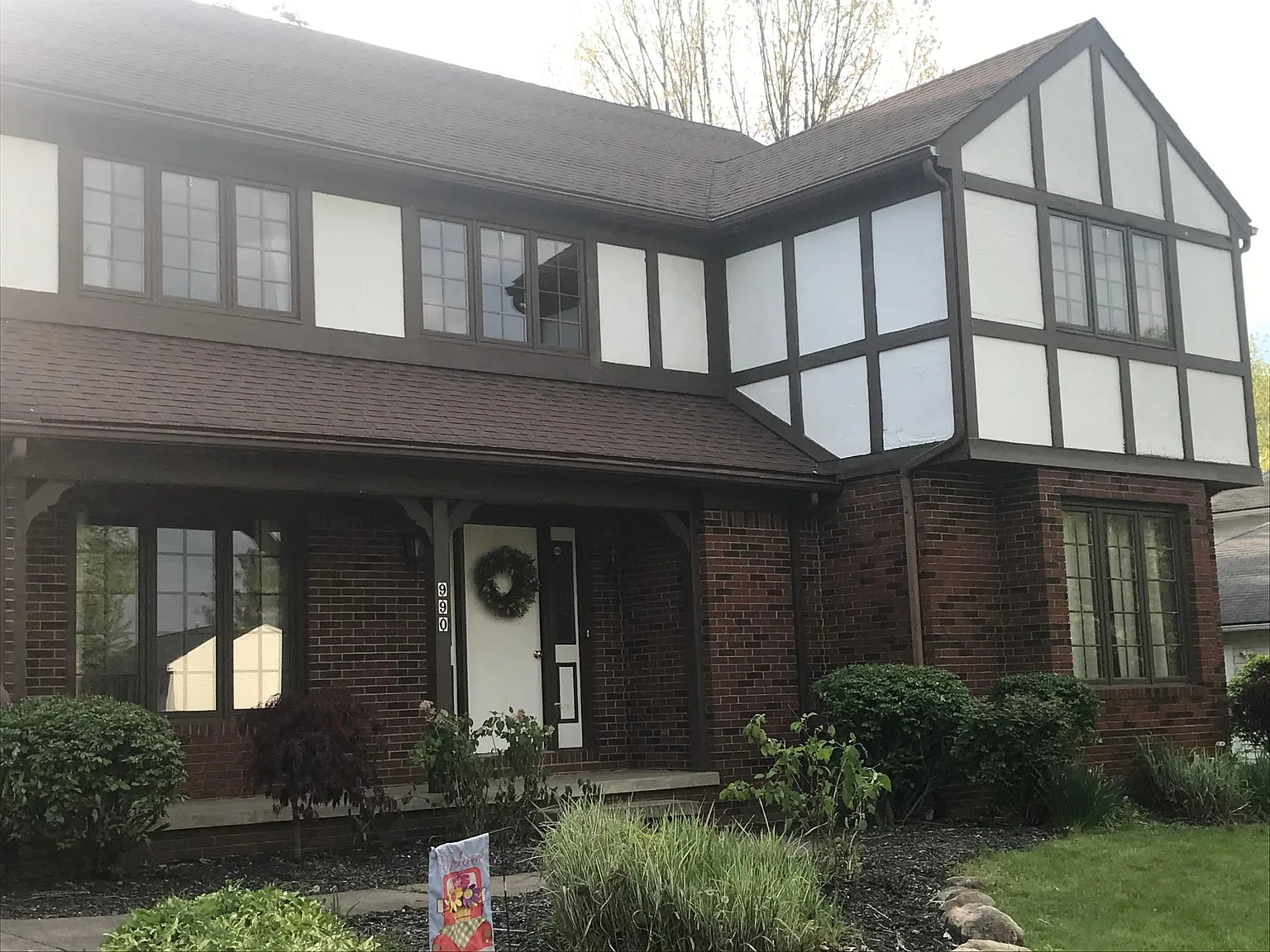 990 Pelee Dr photo 1