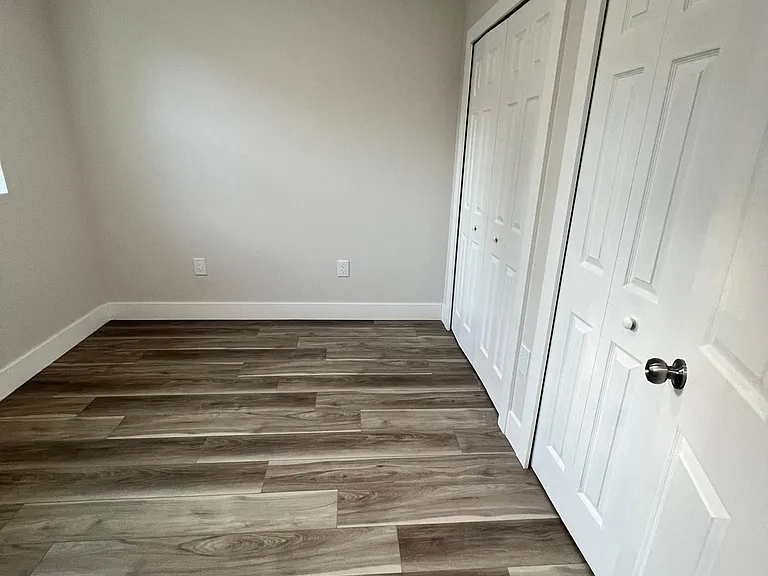 475 Umatilla Blvd #7 — Photo 3