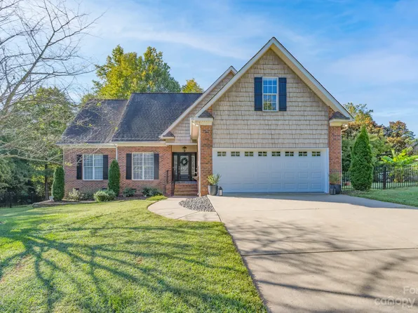 540 Aspen Ln, Indian Trail, NC 28079
