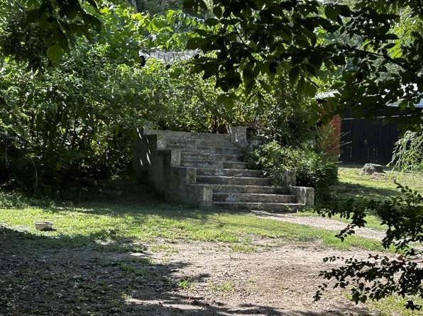 306 Louisiana Ave, Etowah, TN 37331