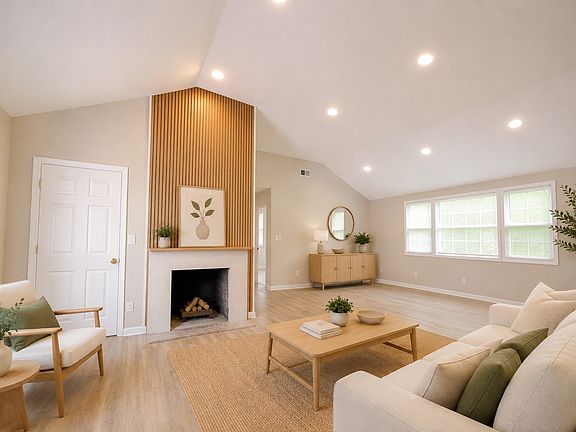 5th image of 366 Wimpole Dr