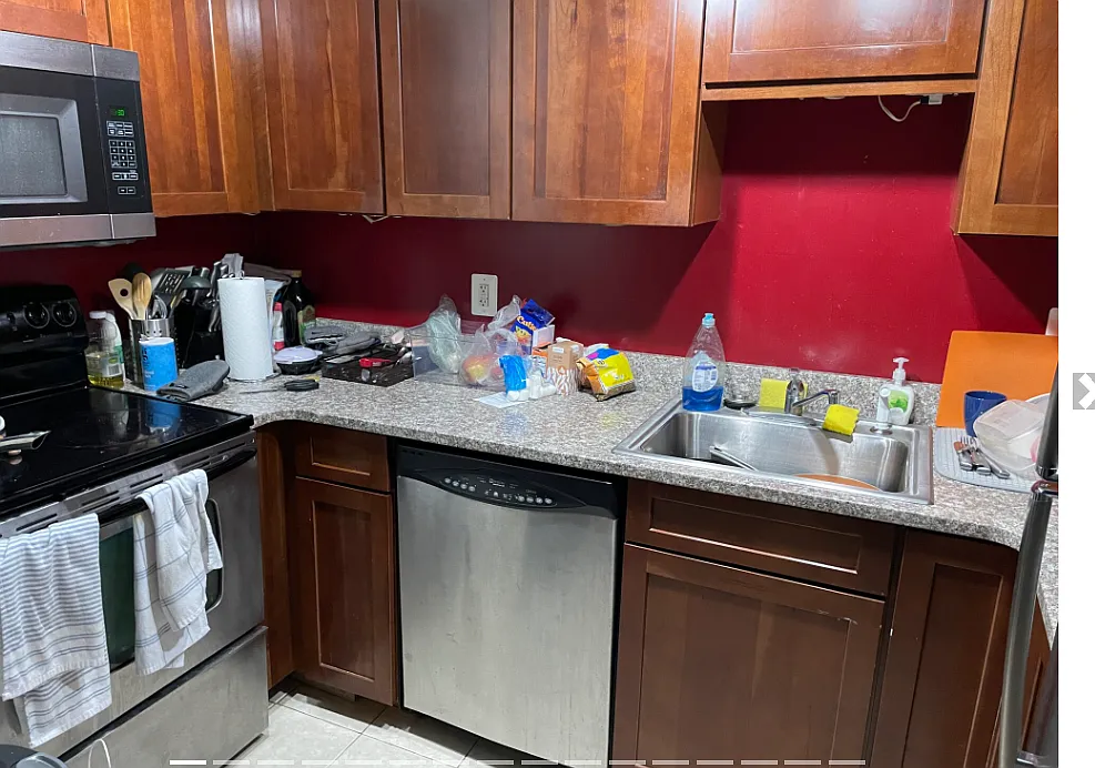 3 bed, 9999 sqft, $4,200 — Photo 3