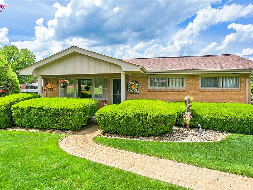 1st image of 170 Park Dr