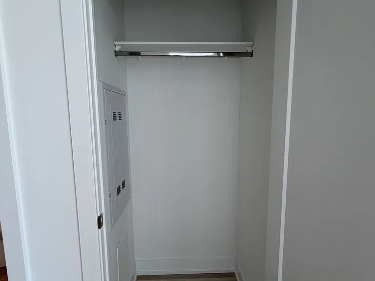 25 Cordova Ave #Penthouse 10 — Photo 8