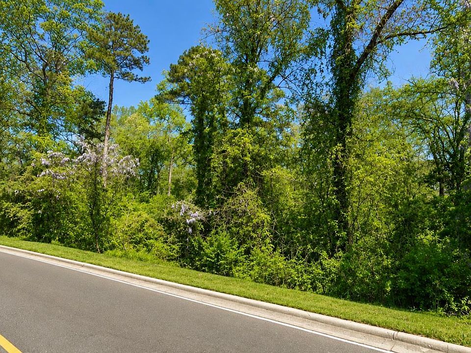 2nd image of 2803 Acton Rd #4B