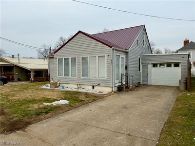 205 40th St, Vienna, WV, 26105
