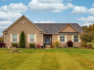 3593 Outback Trl, Pinckney, MI 48169