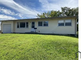 9207 Clarion Dr, Saint Louis, MO 63136