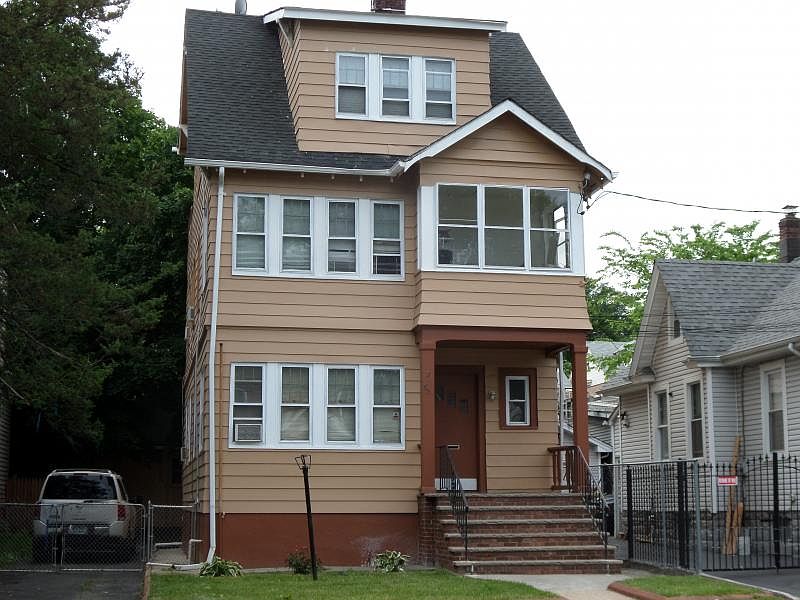 1st image of 565 Stuyvesant Ave