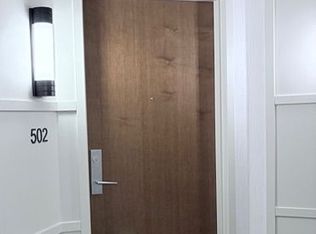 1055 Southdown Rd #502, Mississauga, ON L5J 0A3