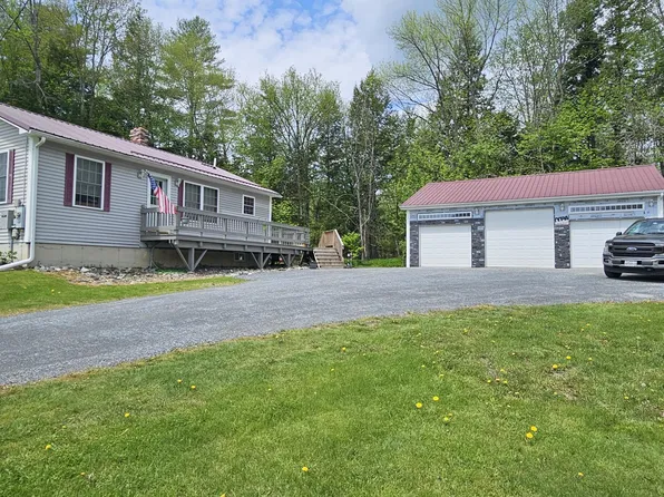 57 Hartland Road, Saint Albans, ME 04971