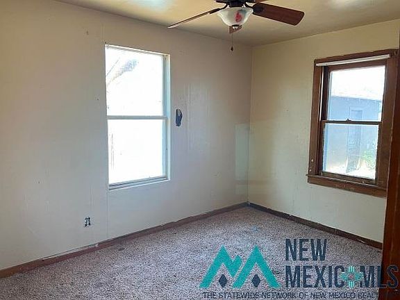 4th image of 1308 S Avenue E E