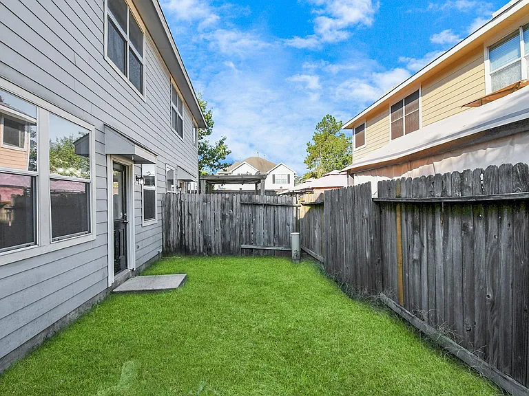 16850 Brooktondale Ct — Photo 10