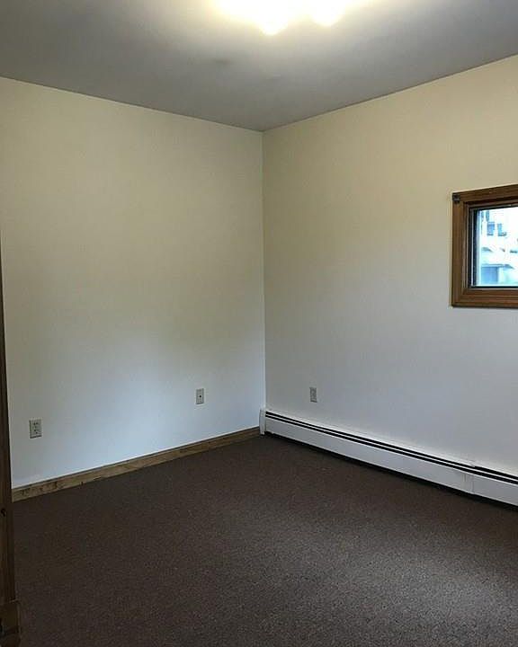 2nd image of 266 Broadway APT 3