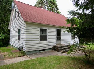 2400 Academy Rd, Holly, MI 48442