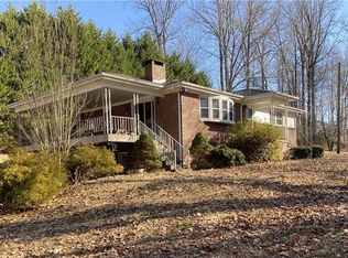 2321 Joy Dr, Jamestown, NC 27282