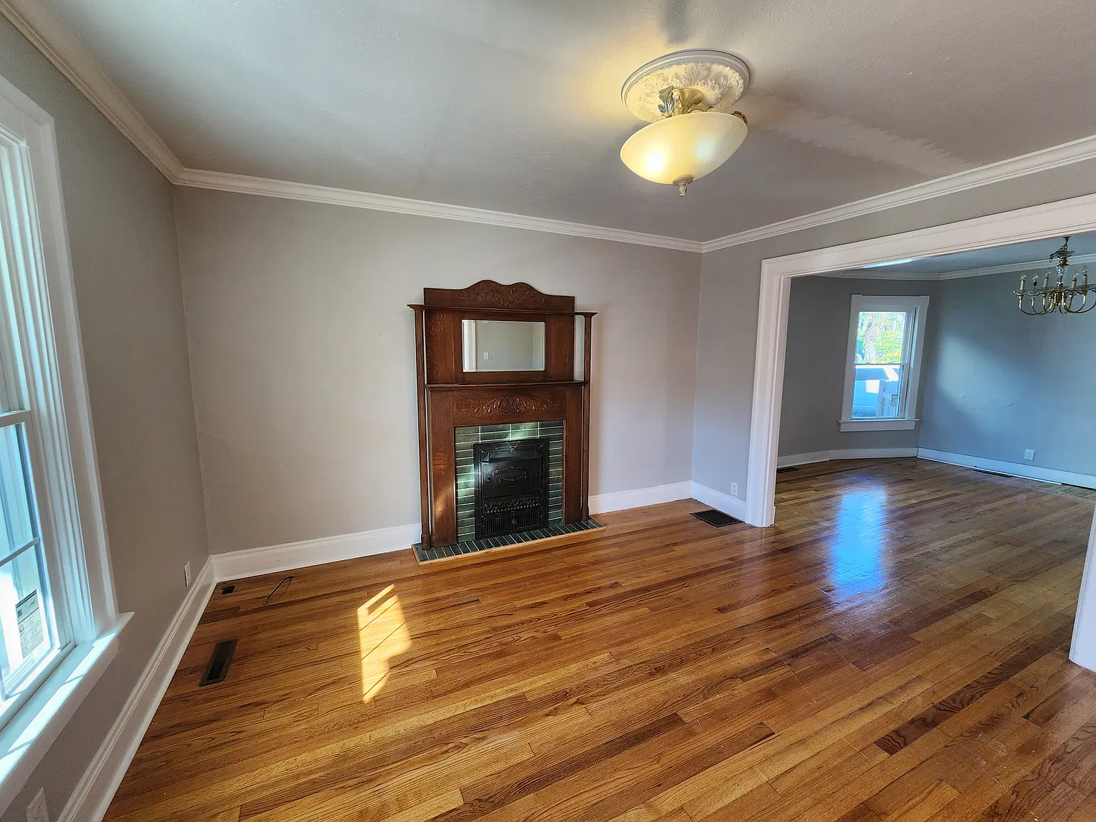 3 bed, 1310 sqft, $1,200 — Photo 2
