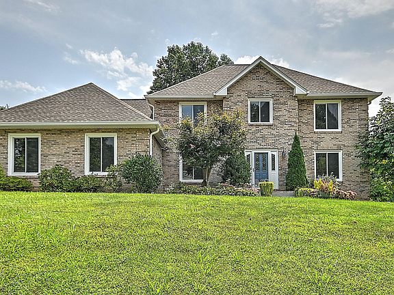2nd image of 101 Stonehenge Dr