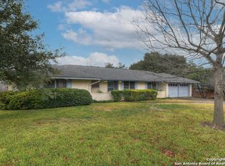 902 Haltown Dr, San Antonio, TX 78213