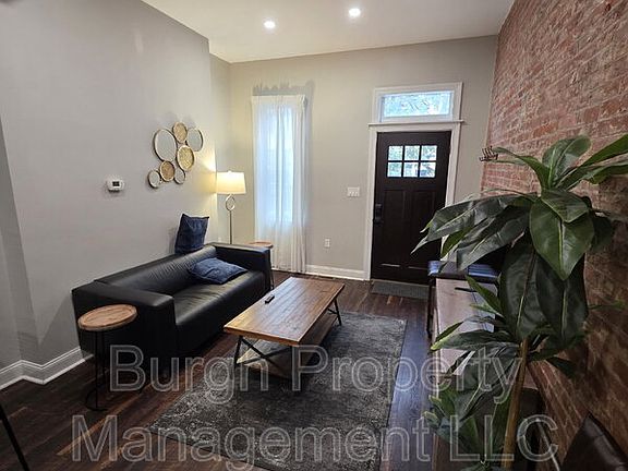 4th image of 2512 Penn Ave