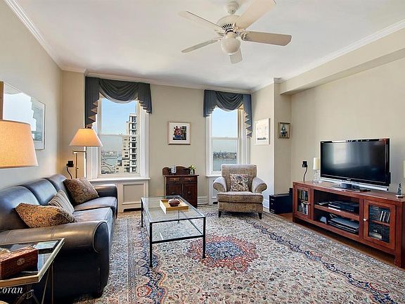 5th image of 130 E End Ave #16D