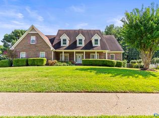 122 Navaho Trl, Huntsville, AL 35806