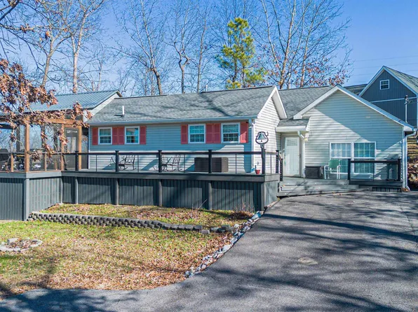 142 Lakeshore Rd, Gilbertsville, KY 42044