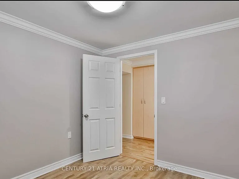 243 Harrygan Cres — Photo 17