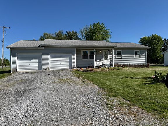 2nd image of 15 Pecan St
