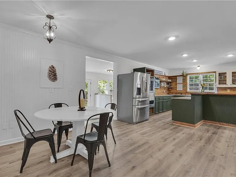 6290 Cascade Palmetto Hwy — Photo 28