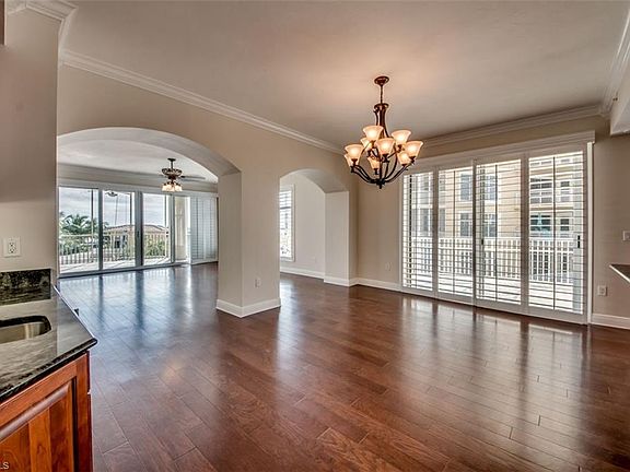 4th image of 6061 Silver King Blvd Unit 206