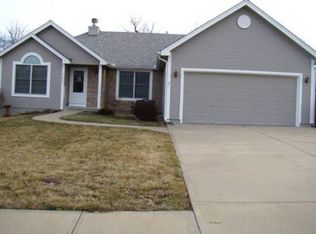 707 Pine Crest Ave, Kearney, MO 64060