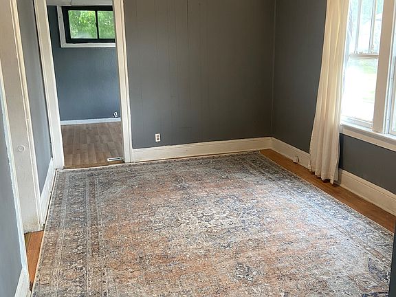 2nd image of 2926 Francis St APT 5