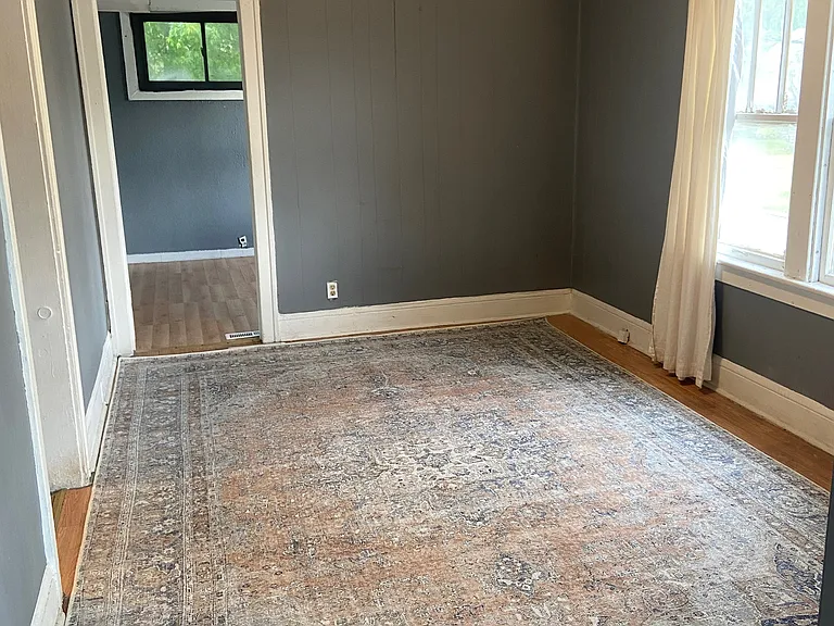 2926 Francis St #5 — Photo 2