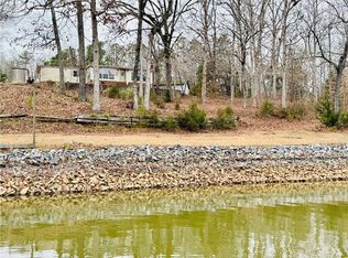 407 Black Rd, Abbeville, SC 29620