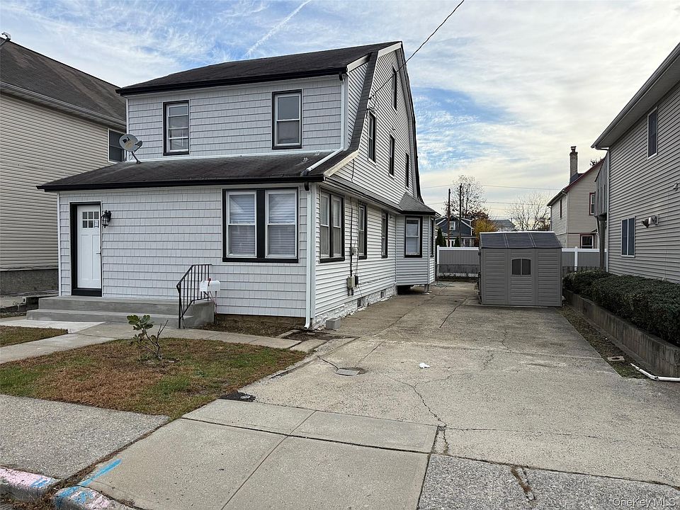 1st image of 60 Gotham Avenue