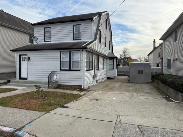 60 Gotham Avenue, Elmont, NY 11003