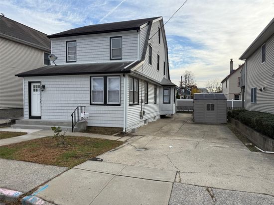 60 Gotham Avenue, Elmont, NY 11003