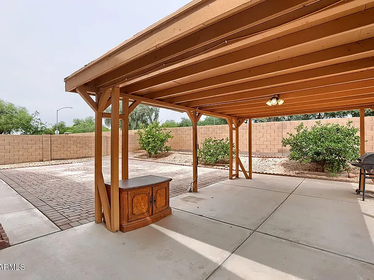 7270 W Gardenia Ave — Photo 12