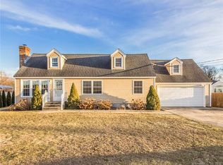 133 Garnet Park Rd, Madison, CT 06443