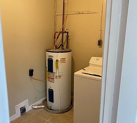 Indoor washer dryer hookups 