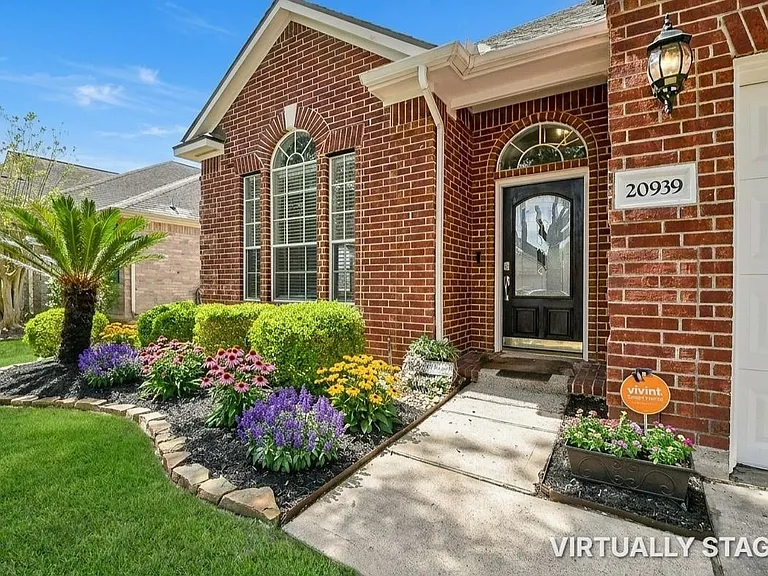 20939 Jessica Rose Ln — Photo 3